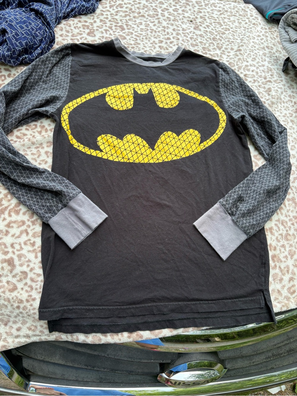 Batman Women’s Long Sleeve Size Large